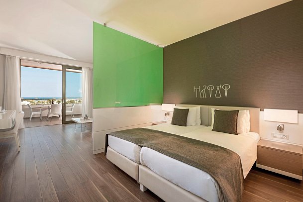 Avra Imperial Beach Resort - Zimmercodierung FB1