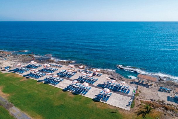 Mangia’s Brucoli, Sicily, Autograph Collection