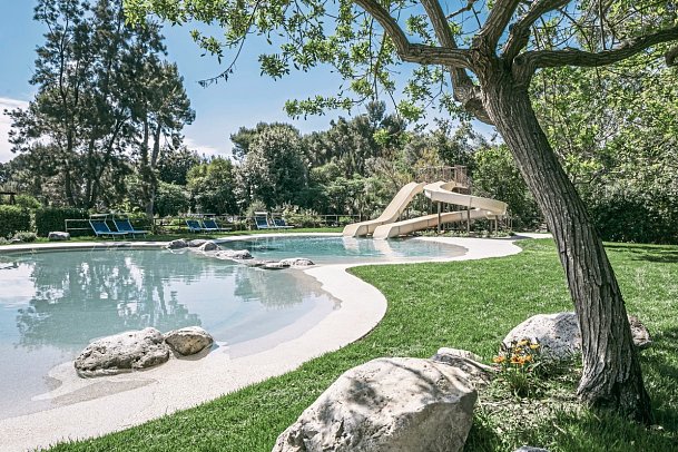 Mangia’s Brucoli, Sicily, Autograph Collection