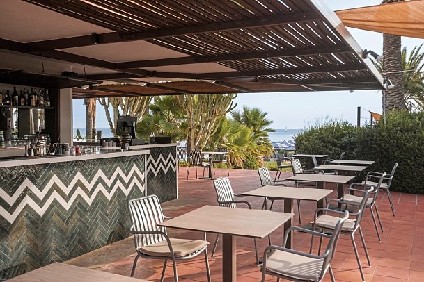 Mangia’s Brucoli, Sicily, Autograph Collection