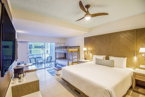 Sunscape Cancun - Family Junior Suite