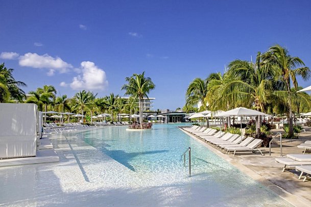 Grand Palladium Select Costa Mujeres