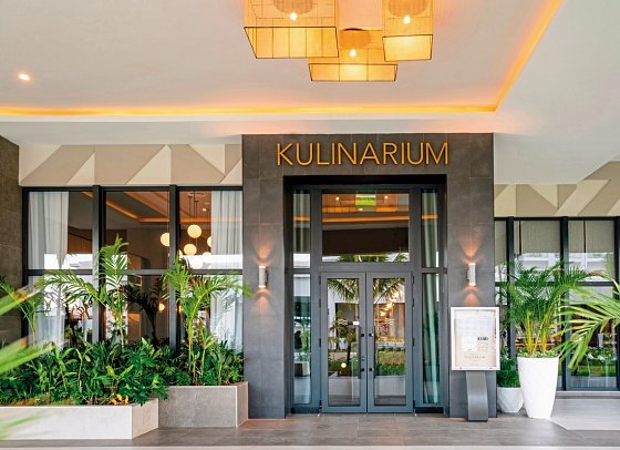 RIU Latino
