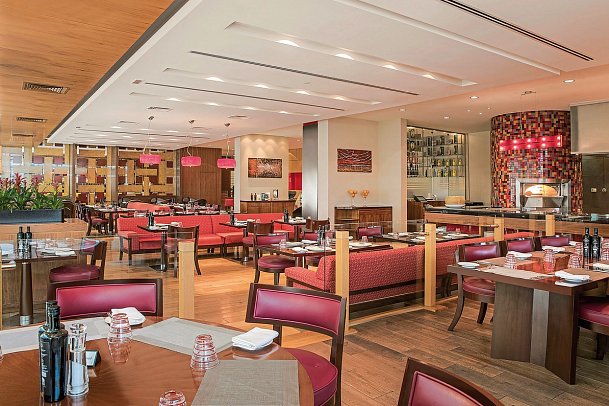 Radisson Blu Hotel Barsha Heights