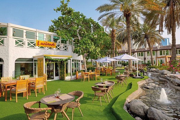 Al Habtoor Grand Resort, Autograph Collection