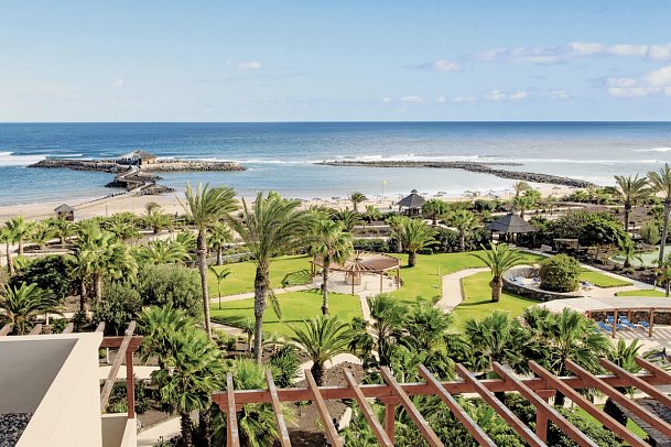 Elba Carlota Beach & Golf Resort