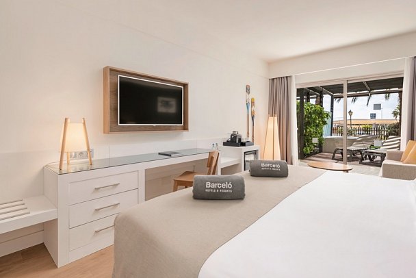 Barceló Fuerteventura Mar - Wohnbeispiel Doppelzimmer Deluxe mit Whirlpool (Zimmercodierung DD2)