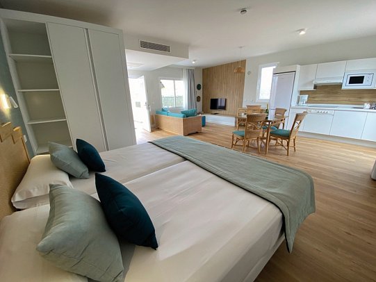 Esmeralda Maris by LIVVO - Wohnbeispiel Suite (Zimmercodierung W1M)