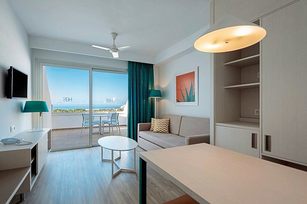 SBH Maxorata Resort - Wohnbeispiel Familienzimmer Meerblick (Zimmercodierung FBM)