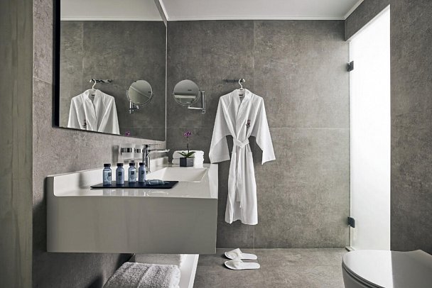 Tylissos Beach Hotel - Beispiel Bad