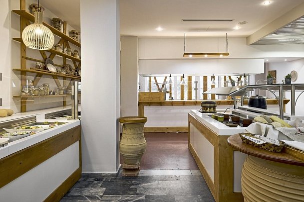 Tylissos Beach Hotel