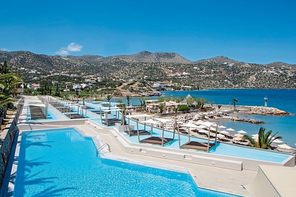 Zeus Eleva Mirabello Bay