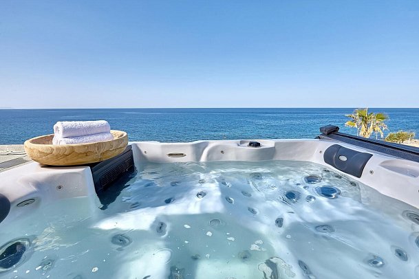 Castello Village Resort - Aussen-Jacuzzi