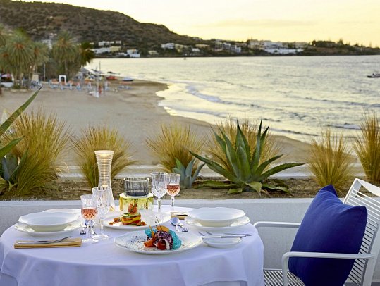 I Resort Beach Hotel & Spa