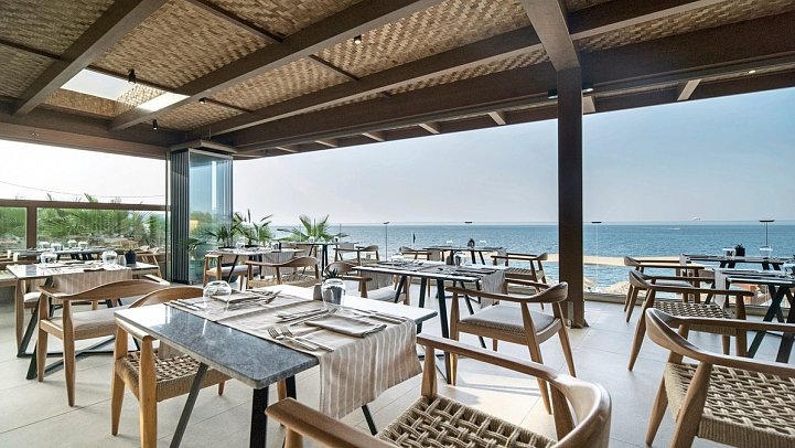 Akasha Beach Hotel & Spa