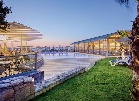 Arina Beach Resort