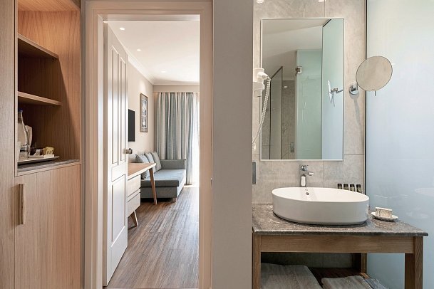 Pilot Beach Resort - Wohnbeispiel Familienzimmer Gartenblick (Zimmercodierung FBG)