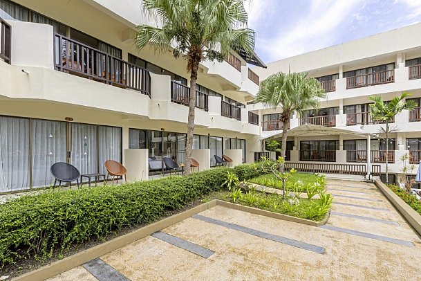 Patong Lodge Hotel