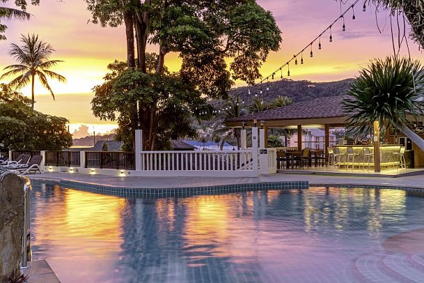 Patong Lodge Hotel