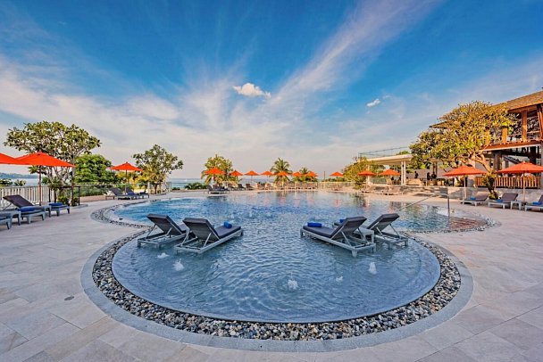 Diamond Cliff Resort & Spa - Ocean View Pool