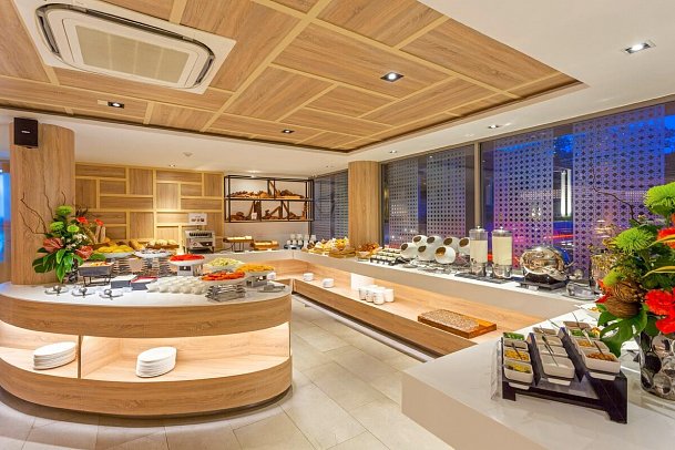 Diamond Cliff Resort & Spa - Ocean View Restaurant