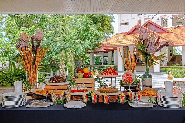 Diamond Cliff Resort & Spa - Buffet