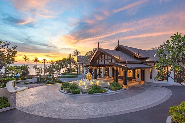 Diamond Cliff Resort & Spa