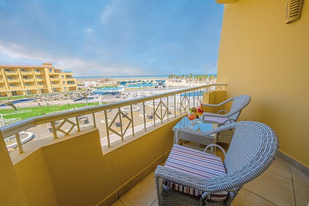 Amwaj Beach Club Abu Soma - Wohnbeispiel Doppelzimmer Standard Meerblick (Zimmercodierungen DGM & DCM)