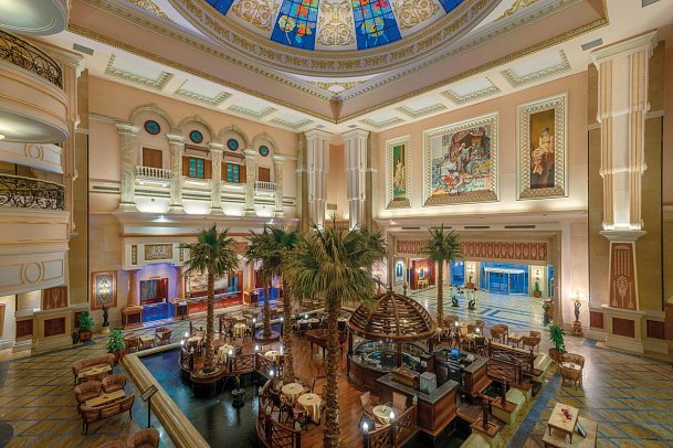 Palm Royale Resort Soma Bay