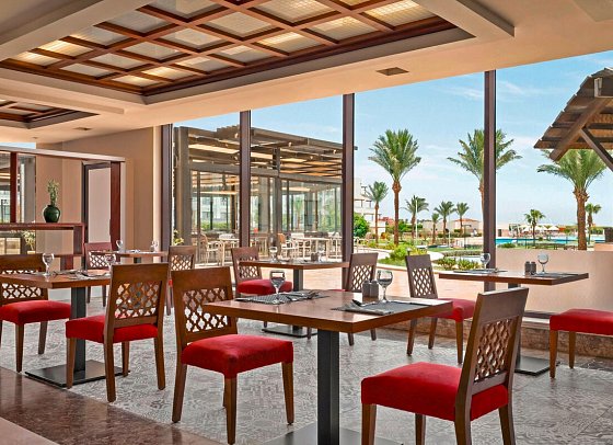 Mövenpick Waterpark Resort & Spa Soma Bay