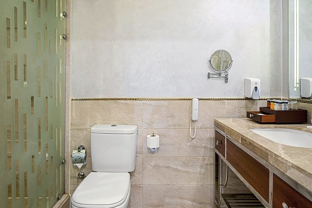 Beach Albatros Resort - Beispiel Bad Doppelzimmer Economy (Zimmercodierung DE1)