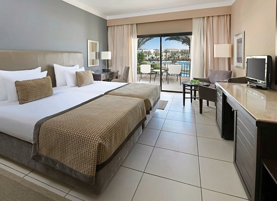 JAZ Aquamarine - Wohnbeispiel Doppelzimmer Superior Poolblick (Zimmercodierungen DSP & DCP)