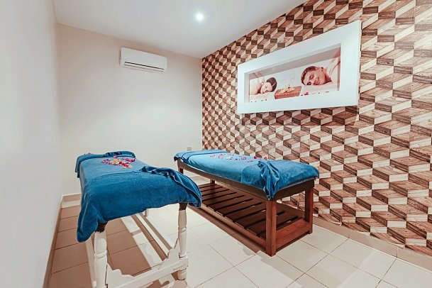 SUNRISE Alma Bay Resort