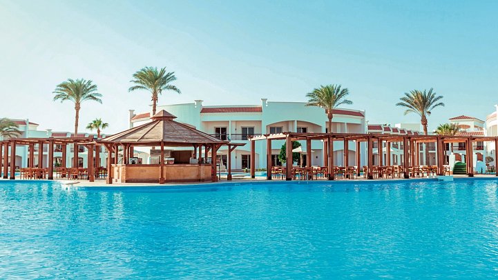 SUNRISE Alma Bay Resort