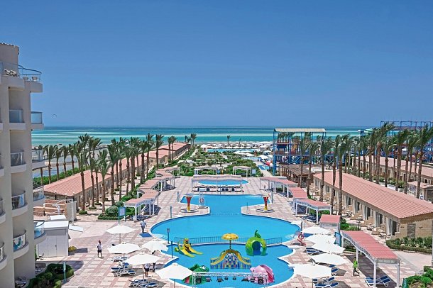 SUNRISE Serano Aqua Park Resort