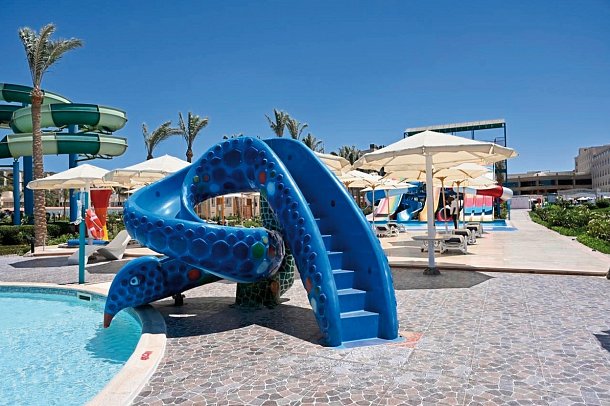 SUNRISE Serano Aqua Park Resort