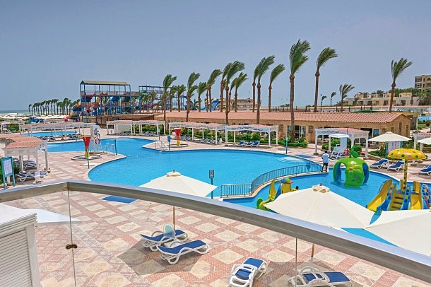 SUNRISE Serano Aqua Park Resort