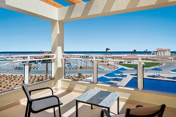 Albatros Makadi Resort - Doppelzimmer Deluxe seitl. Meerblick (Zimmercodierungen DDN & DCN)