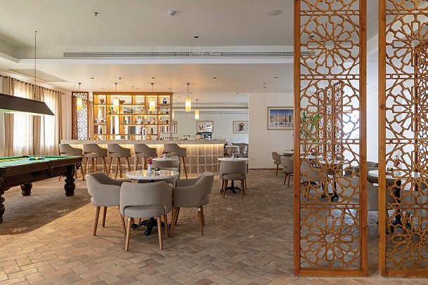 Fort Arabesque - The West Bay