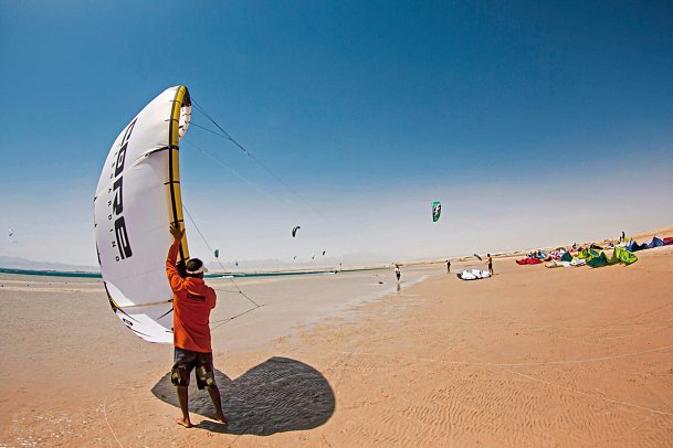 The Breakers Diving & Surfing Lodge