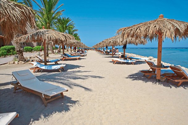 The Breakers Diving & Surfing Lodge