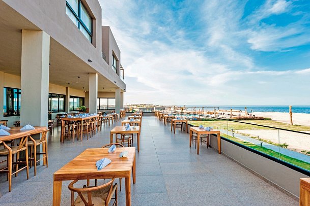 Sentido Naga Bay