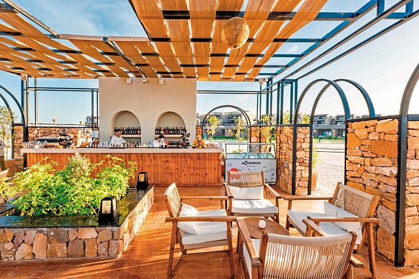 Sentido Naga Bay