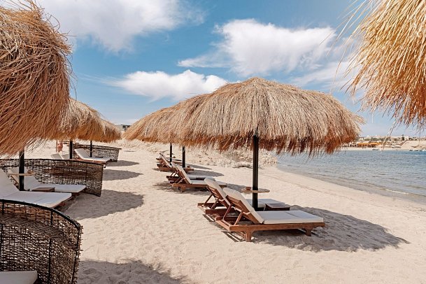 Sentido Naga Bay