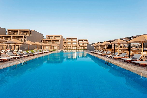 Sentido Naga Bay