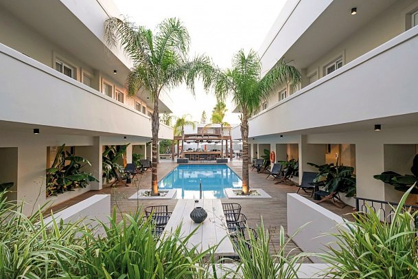 Sentido More Meni Residence & Suites