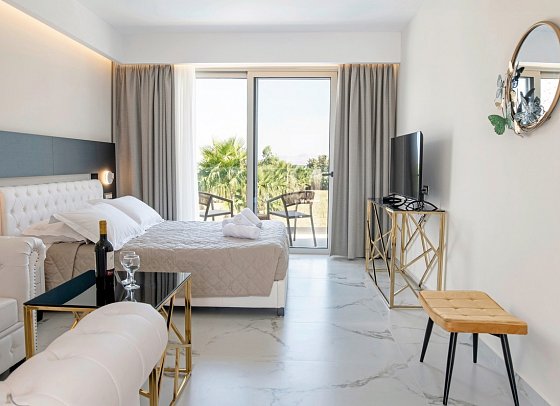 Cavo D'oro - Wohnbeispiel Suite Premium Meerblick (Zimmercodierung WMM)