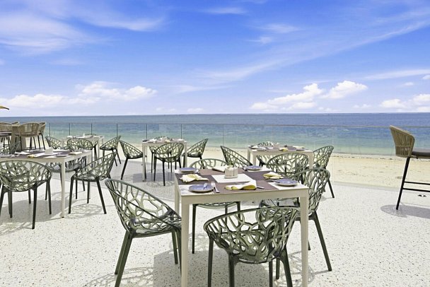 Bamburi Beach