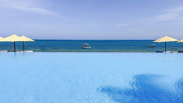 Bamburi Beach