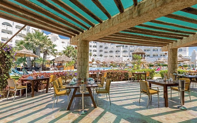 Lella Baya & Thalasso